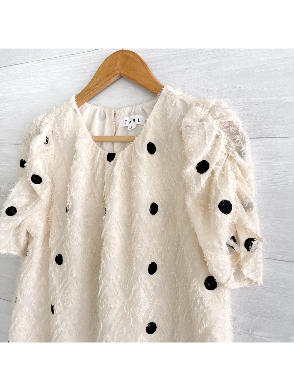 THML Ivory Black Polka Dot Textured Puff Sleeve Blouse Top Womens S - Picture 2 of 7